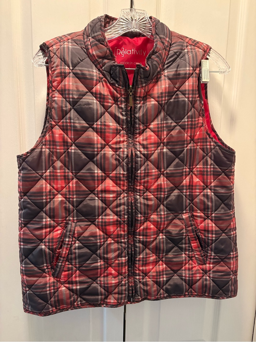 Relativity Quilted Plaid Puffer Vest in Red and Black